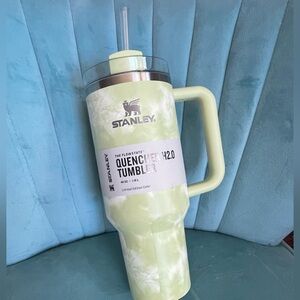 Stanley Quencher H2.0 Tumbler Green Tie Dye - Limited Edition